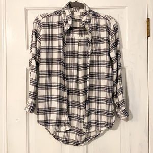 Boyfriend  white with black plaid L/S shirt